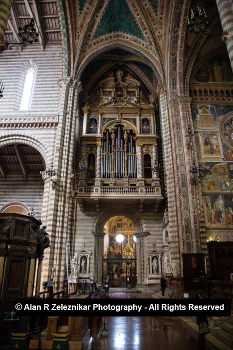 The Organ in the Orvieto Duomo
