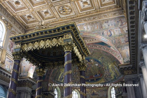 Interior of Rome, Italy's Santa Maria Maggiore